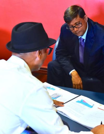 Jacques Gaddarkhan avec son directeur de cabinet